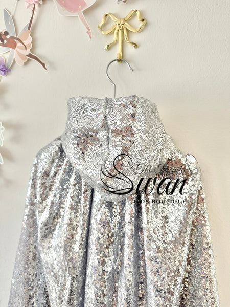Judo Sequin Cape - Silver